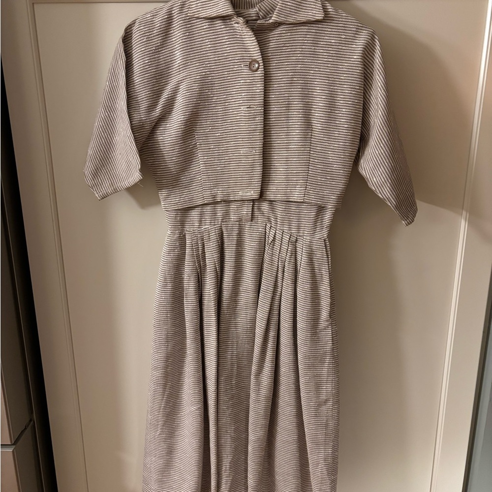 Vintage 1950sYouth Guild of NY Tan/White  Sleeveless Dress with Bolero Jacket XS